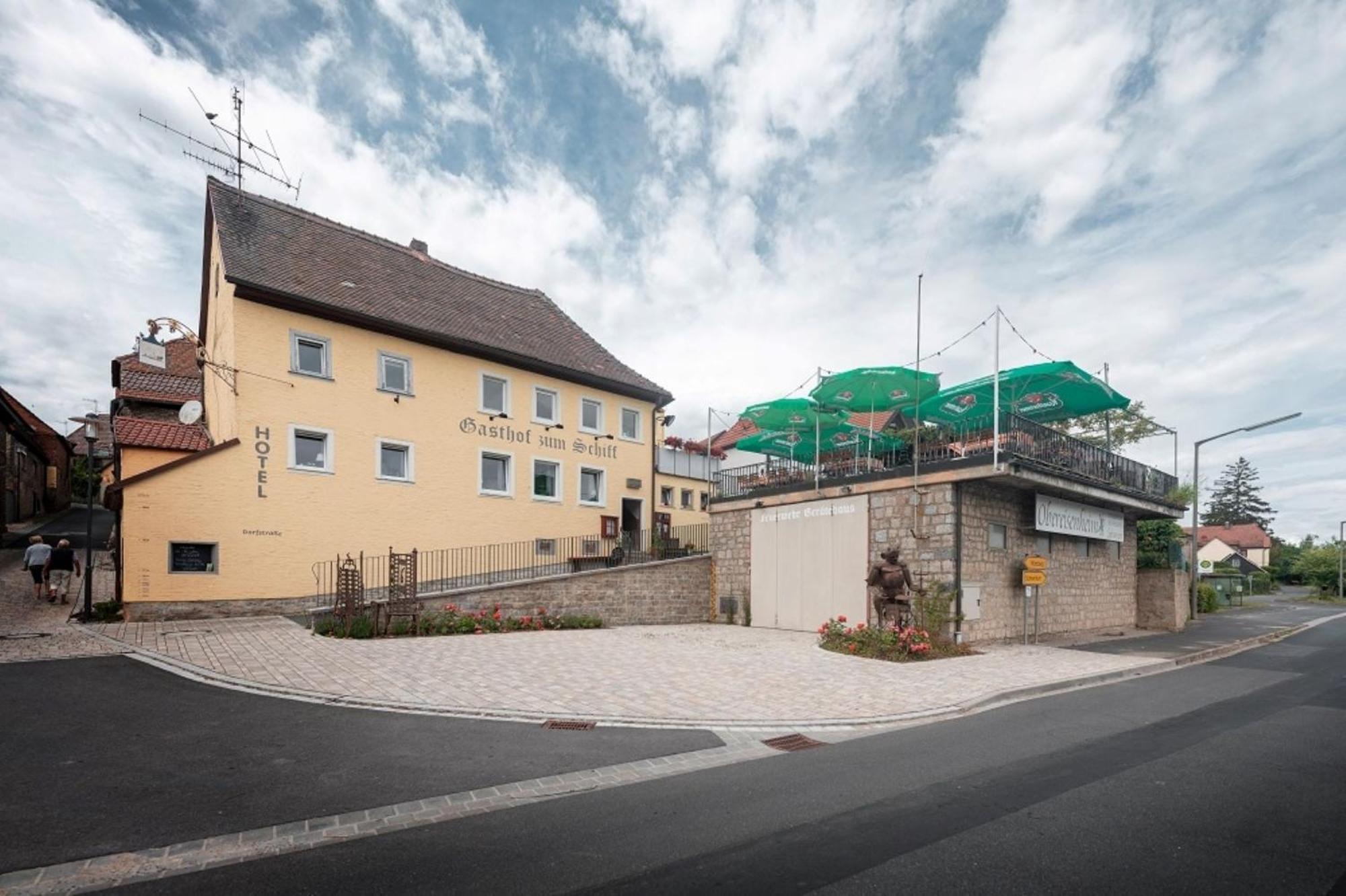 Gasthof Zum Schiff Hotel Obereisenheim Exterior photo